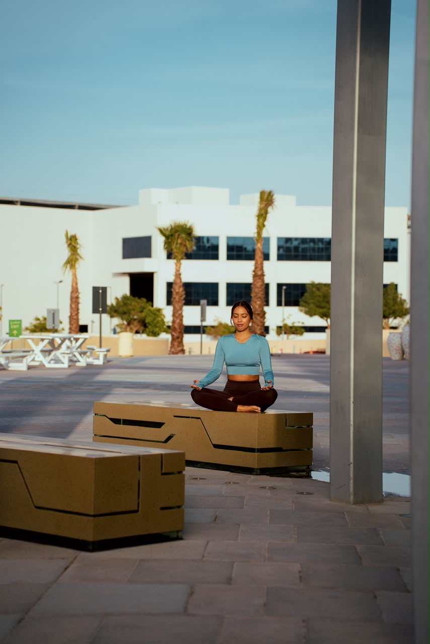 Alyson Fajardo outdoor meditation in Dubai